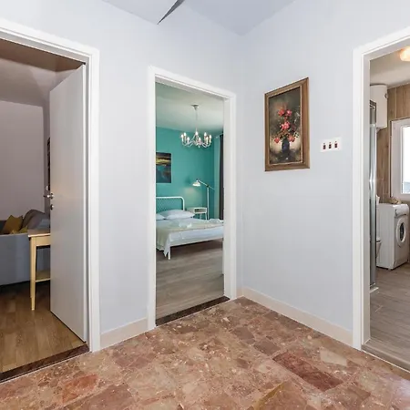 Pet Friendly In Rogoznica With Wifi