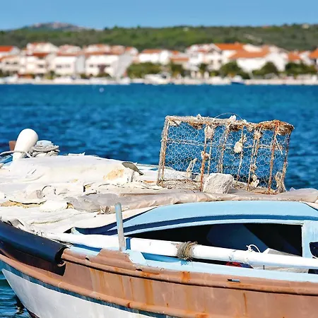 Διαμέρισμα Three-bedroom In