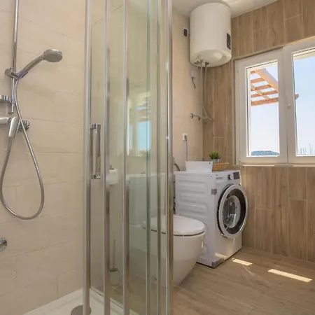 公寓 Three-bedroom In