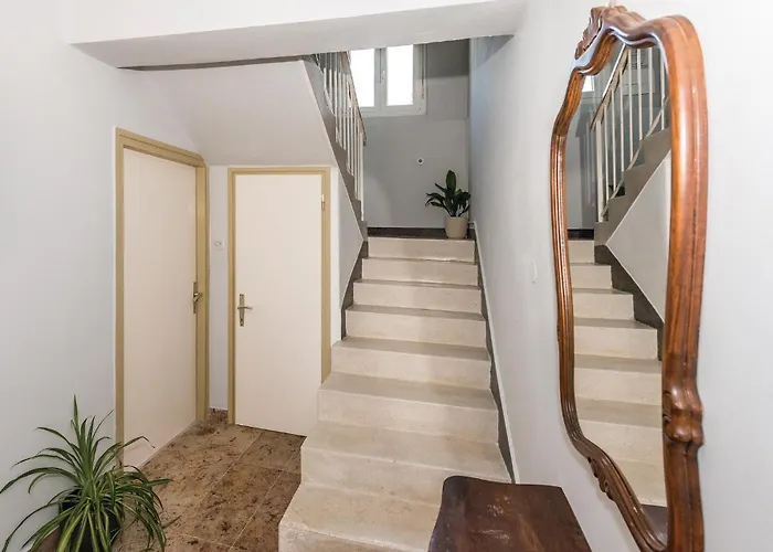 Apartamento Three-bedroom In Rogoznica (Sibenik-Knin)