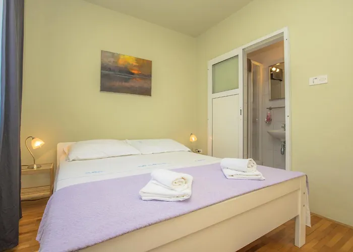 Three-bedroom In Apartament